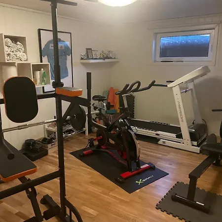 Koselig 2 Roms Norheim, Haugesund Apartment