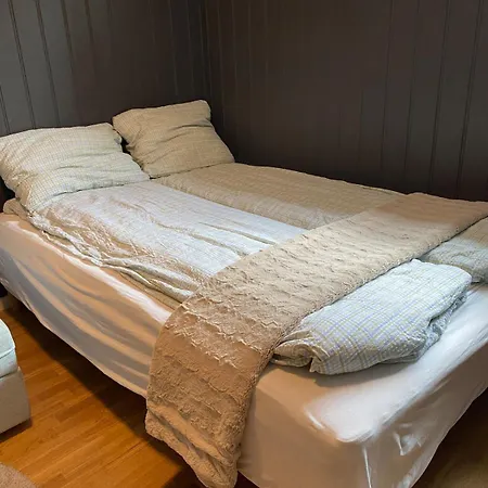 Koselig 2 Roms Norheim, Haugesund Apartment Spanne